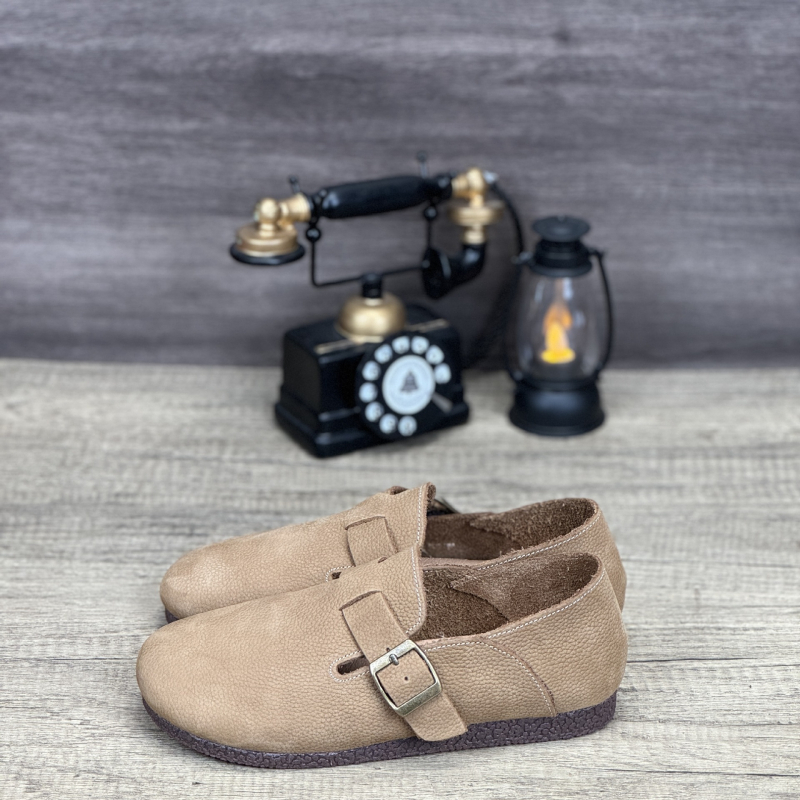 Γυναικεία παπούτσια σε στυλ Birkenstock για άνοιξη και φθινόπωρο, με κλειστό άκρο, δερμάτινα με μαλακή σόλα, καθημερινά και ευέλικτα, έμπνευση από κολλέγιο και δάσος