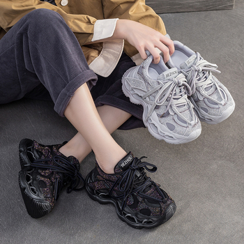 Jiezu 2025 jesensko-zimske ženske platforme cipele s kristalima, debelom potplatom, casual stil