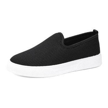 Muške prozračne platnene tenisice Slip-On – casual lagan dizajn