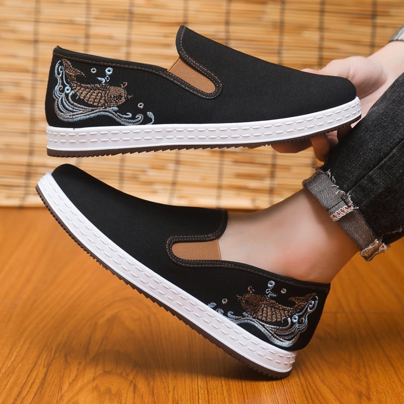 2026 Etno stil, vezene platnene tenisice Old Beijing, prozračne, slip-on za muškarce