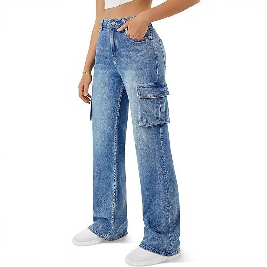 Ženske traperice visokog struka, vintage stil, s mnogo džepova, casual i svestrane.