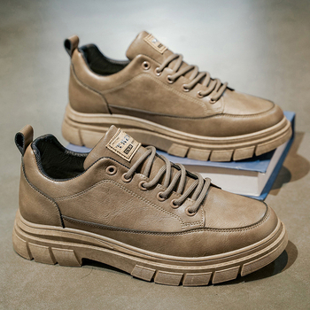 Мъжки обувки 2025: пролетно-есенен британски ретро стил за работа, кожени обувки с нисък връх и мека подметка.