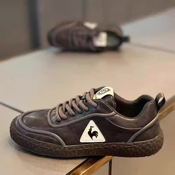 Muške slip-on tenisice, jesen-zima 2025, casual sports, s povećanjem visine, gornji dio od platna, zaobljen vrh, srednja visina