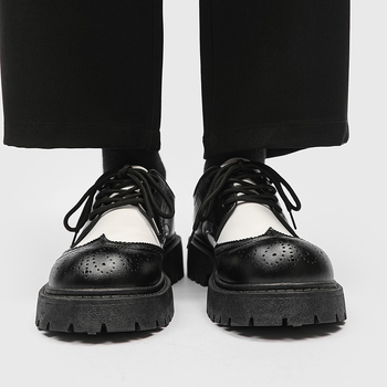 Muške kožne cipele s niskim gornjim dijelom i debelim potplatom za povećanje visine, crne brogues s izrezbarenim uzorkom, okrugli vrh, casual, Z08