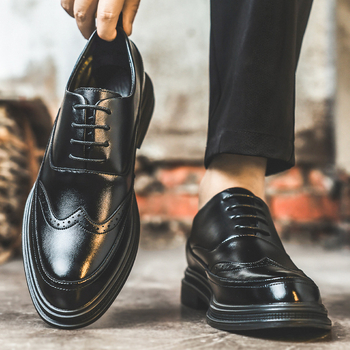 Crne brogue cipele sa vezicama, muškarci, poslovni i casual stil inspiriran korejskim stilom, debeli potplat, oštar vrh