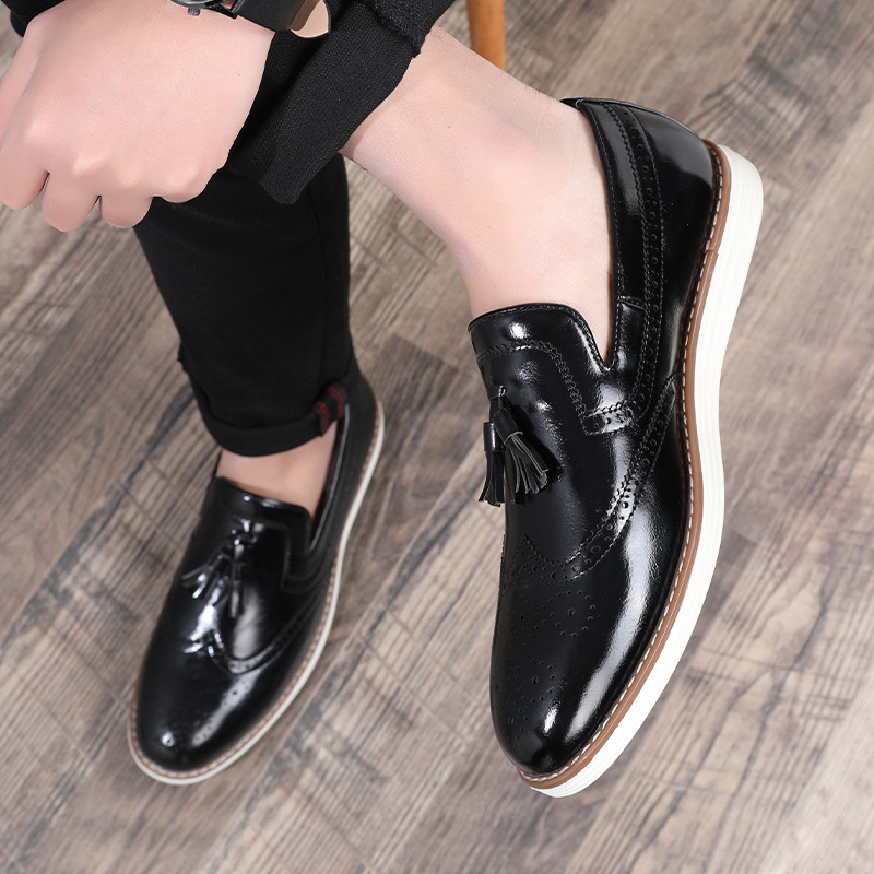 Мъжки кожени обувки за бизнес, Slip-On с ресни в стил брог, дишащи