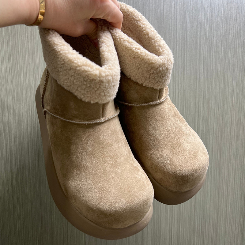 Férfi téli csizma lapos talppal, fleece bélésű, rövid csizmák Birkenstock-stílusban, 2025-ös modell, kód 64104-X