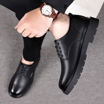 Muške kožne cipele za poslovni i formalni stil, novi casual ljetni perforirani model sa širokim vrhom