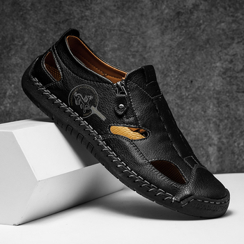 Férfi kültéri szandál, lélegző lyukacsos felsőrész, nagy méret, lazább stílus, varrott részletek, strandcipő