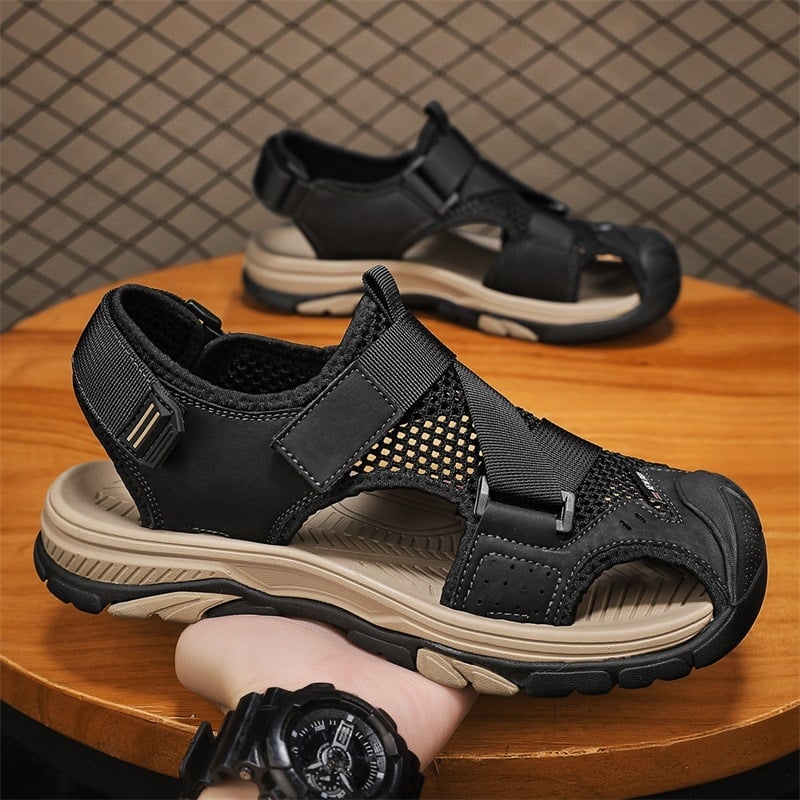 Férfi strandcipellő zárt orrú felsőrésszel, lélegző, kültéri viselet, nyár 2025