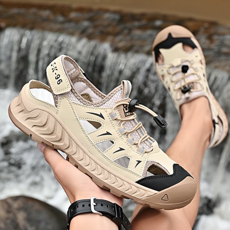 Férfi zárt-ujjú túrasandál, légáteresztő hálós belsővel, nyári sportos strandcipő