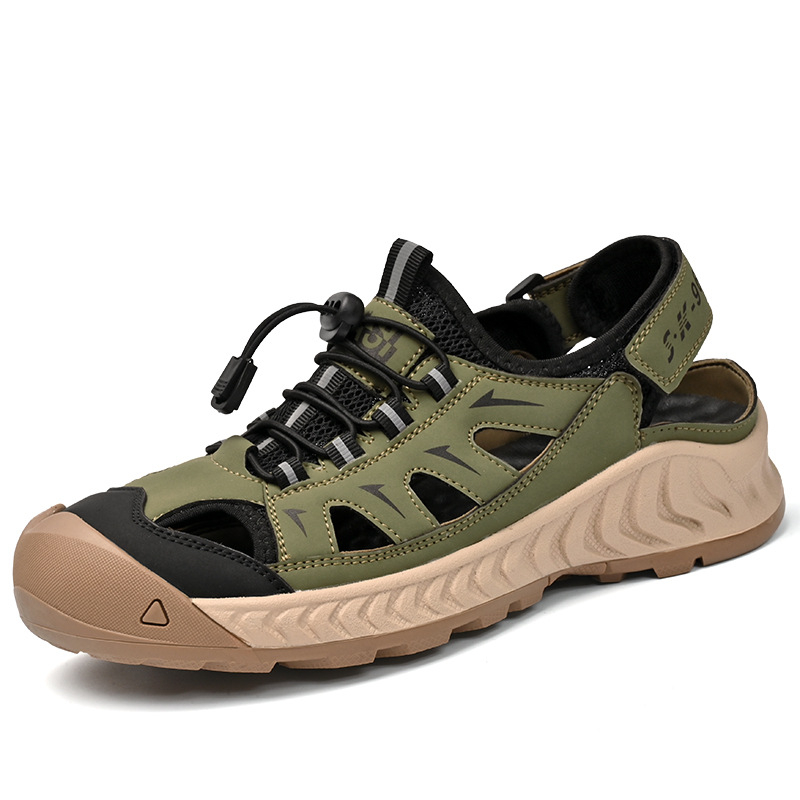 Férfi zárt-ujjú túrasandál, légáteresztő hálós belsővel, nyári sportos strandcipő