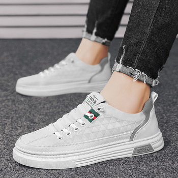 Muške bijele tenisice 2025, proljeće, prozračne casual skateboard tenisice
