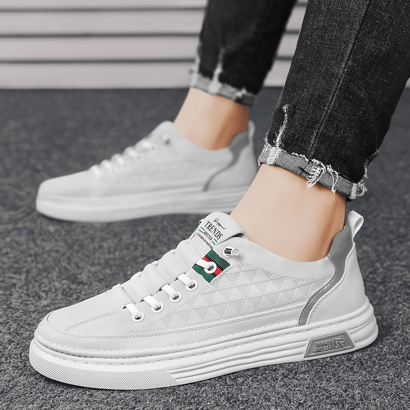 Muške bijele tenisice 2025, proljeće, prozračne casual skateboard tenisice