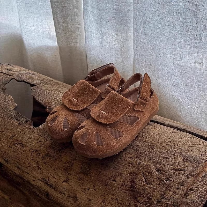 Dječje Baotou sandale - ljeto 2025, retro casual sandale s mekom gumom na potplatu