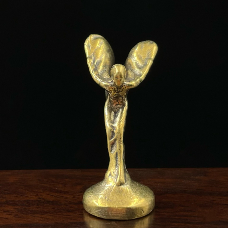 Mosadzna retro mala zlatna figurica – trofej, memorijalni kup i medalja