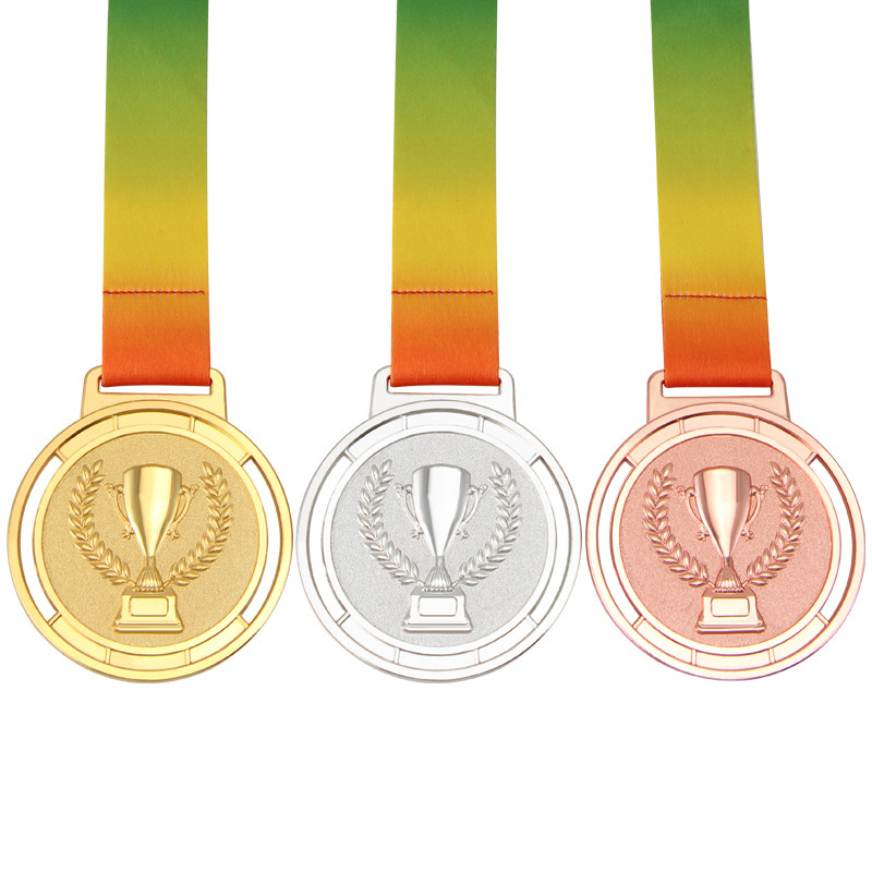 Medalje za školska sportska natjecanja i maratone; medalje za svečanu dodjelu prvog i drugog mjesta; prilagodljive logotipu