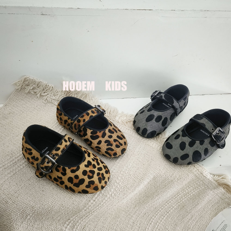Dječje Mary Jane cipele s leopard uzorkom, kožni gornji dio, jednosatni remen s Velcro zatvaranjem, niski otvori, mekana potplata, prozračne, protuklizne.