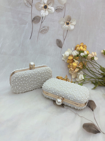 Večernja clutch torbica s perlama, kvadratnog oblika, zatvarač — elegantna zabavna torba