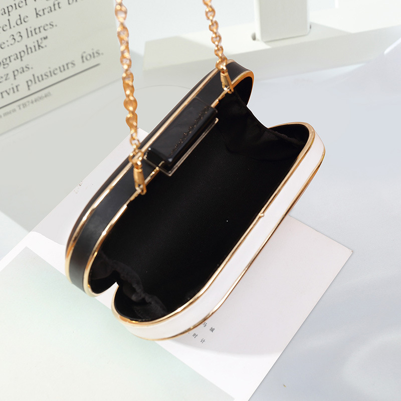 Večernja clutch torbica s lančanim remenom, leptir motiv, PU materijal