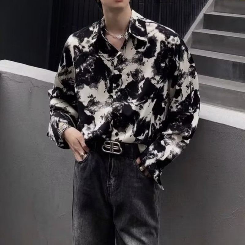 Muška košulja s tie-dye uzorkom, drapirani kroj, dugi rukavi, cvjetni uzorak, korejski stil, ležernog kroja