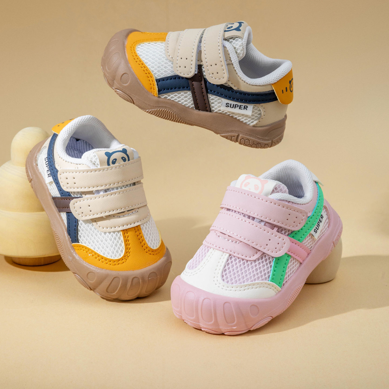 Cipele za prve korake za bebe i malu djecu, mrežasti gornji dio, umjetna koža, mekani đon, Velcro kopča, unutarnja upotreba, uzrast 12–36 mjeseci, proljeće 2026