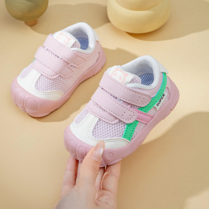 Cipele za prve korake za bebe i malu djecu, mrežasti gornji dio, umjetna koža, mekani đon, Velcro kopča, unutarnja upotreba, uzrast 12–36 mjeseci, proljeće 2026