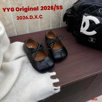 Cipele za djevojčice, proljeće 2026 – retro korejski stil, lažni podijeljeni prst, niski vrh, mekana potplata, jednofarbne cipele za princeze
