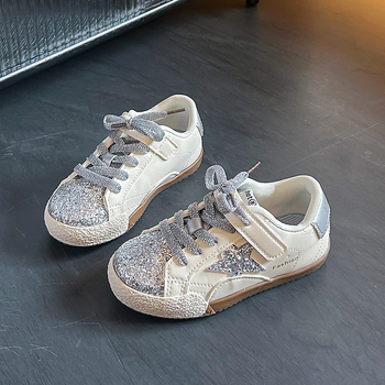 Dječje tenisice sa šljokicama i zvjezdicama, bijele, casual model, proljeće 2026, unisex, vintage istrošeni izgled