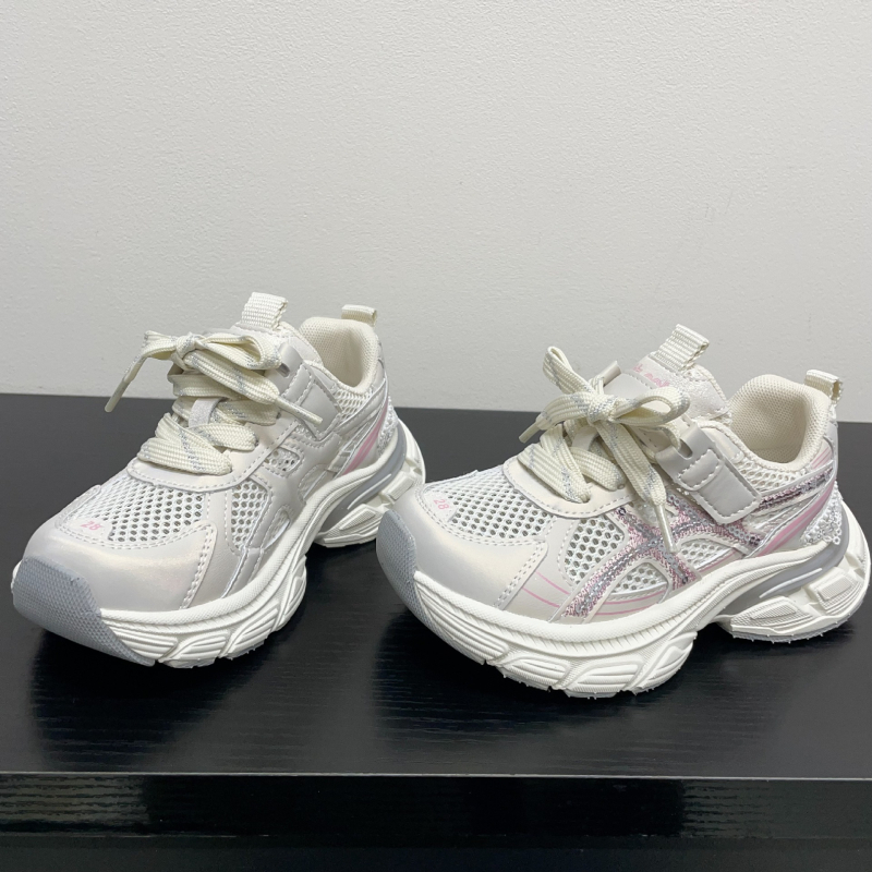Dječje tenisice s ukrasom od šljokica, prozračne i udobne, klasični mrežasti gornji dio, ljeto 2026, stil dad sneakers