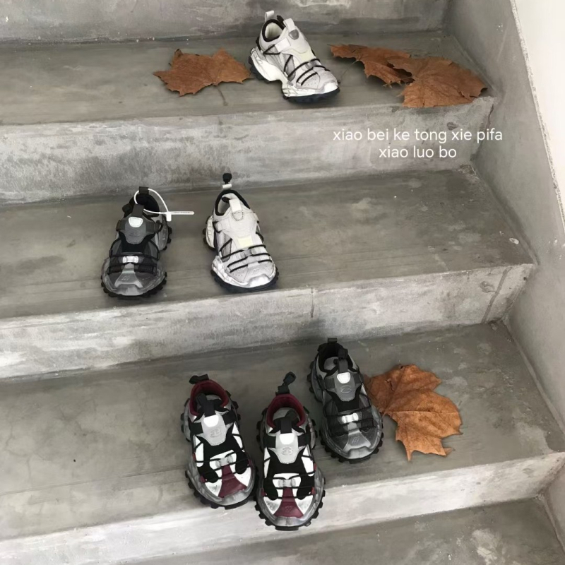 Детски маратонки в стил татко (dad shoes) с дистрес ефект, памучна подплата, есен-зима 2024