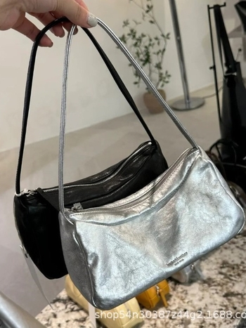 Bucks & Leather torbica za podlakticu od jagnjeće kože, korejska niša, minimalistički dizajn, ženska ramenska torba