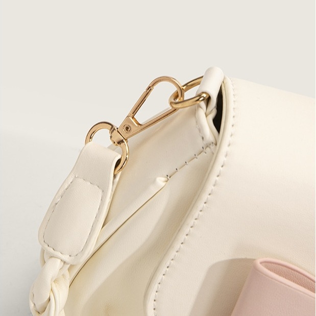 Ženska mini crossbody torbica, kvadratnog oblika, slatka i svestrana za ljeto