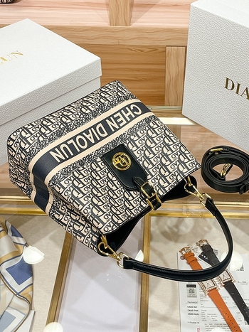 Ženska bucket torba velike kapacitete, za rame ili crossbody, moda 2024
