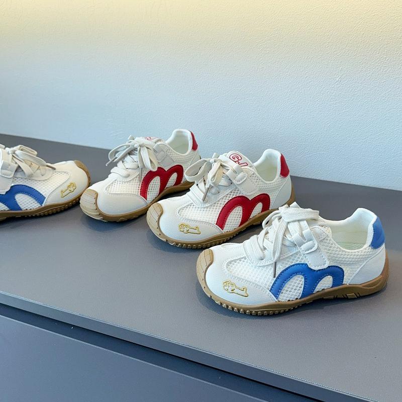 Dječje tenisice s mrežastim gornjim dijelom i mekom potplatom, Forrest Gump stil, proljeće 2026, zatvarač Velcro, unisex, protuklizne