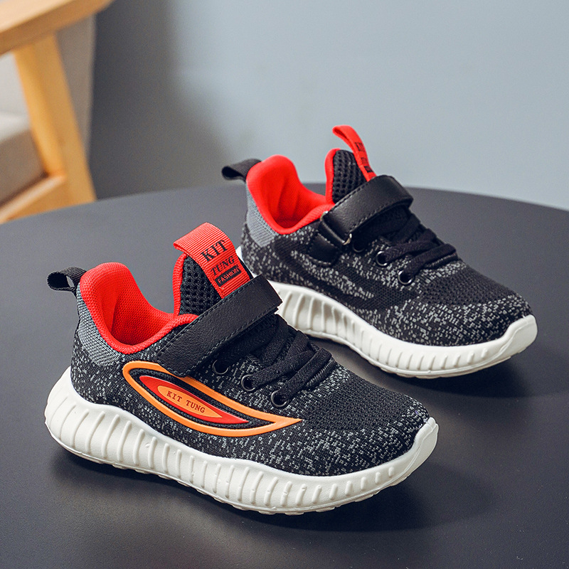 Детски спортни обувки за момичета, дишаща мрежеста Flyknit горна част, противохлъзгаща подметка – пролет-есен 2026