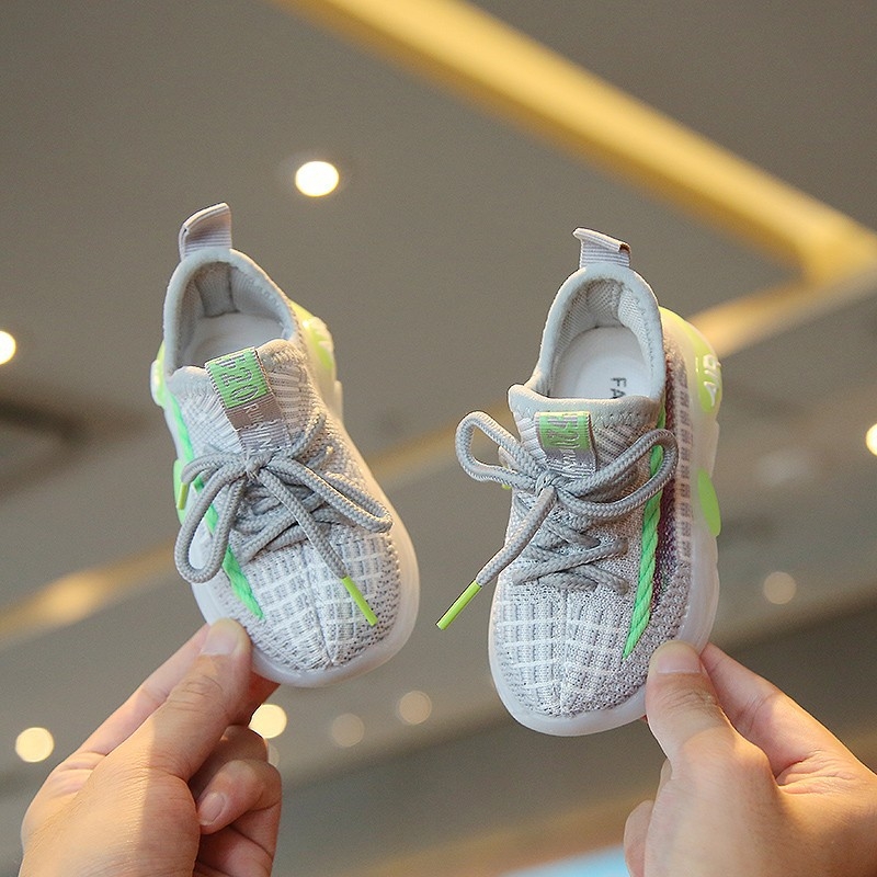 Unisex detské topánky jar–jeseň, dýchajúci vrchný diel z PU, mäkká podrážka, šnúrky vpredu, pruhovaný vzor