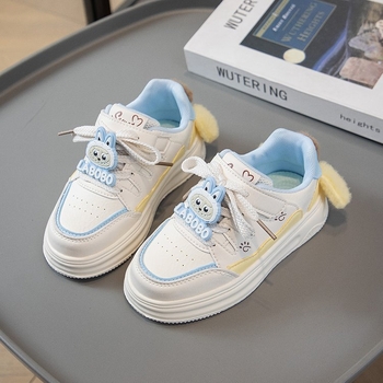 Dievčenské biele tenisky s cartoon vzorom, priedušné a ľahké, s šnúrkami, vhodné do školy