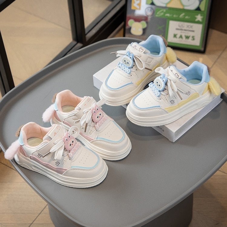 Dievčenské biele tenisky s cartoon vzorom, priedušné a ľahké, s šnúrkami, vhodné do školy