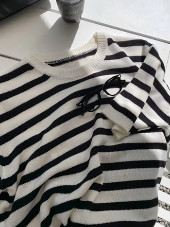 MYQ Muška pletena majica s prugama u japanskom stilu, kratki rukav, ležerna ljetna silueta s okruglim izrezom, korejskog inspiriran casual stil