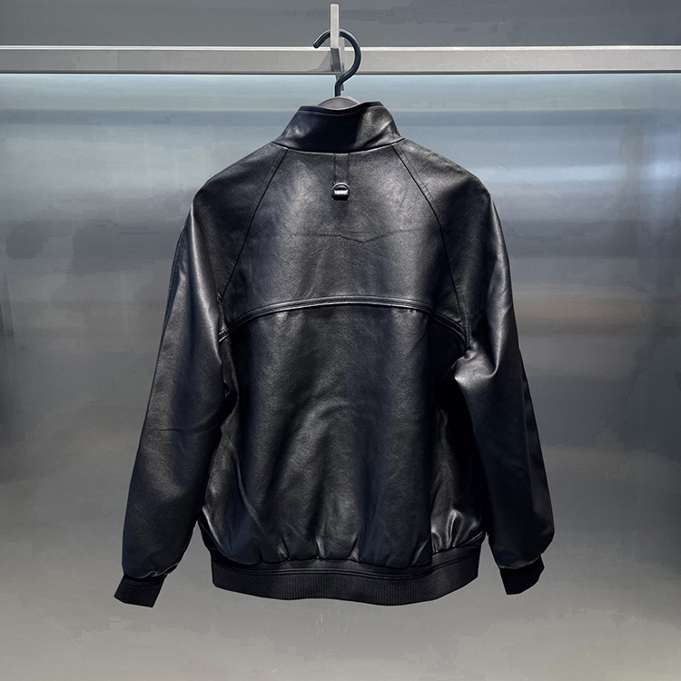 Izvorni dizajn, jesen 2025, retro PU jakna sa stojećim ovratnikom, crna, casual biker stil za muškarce