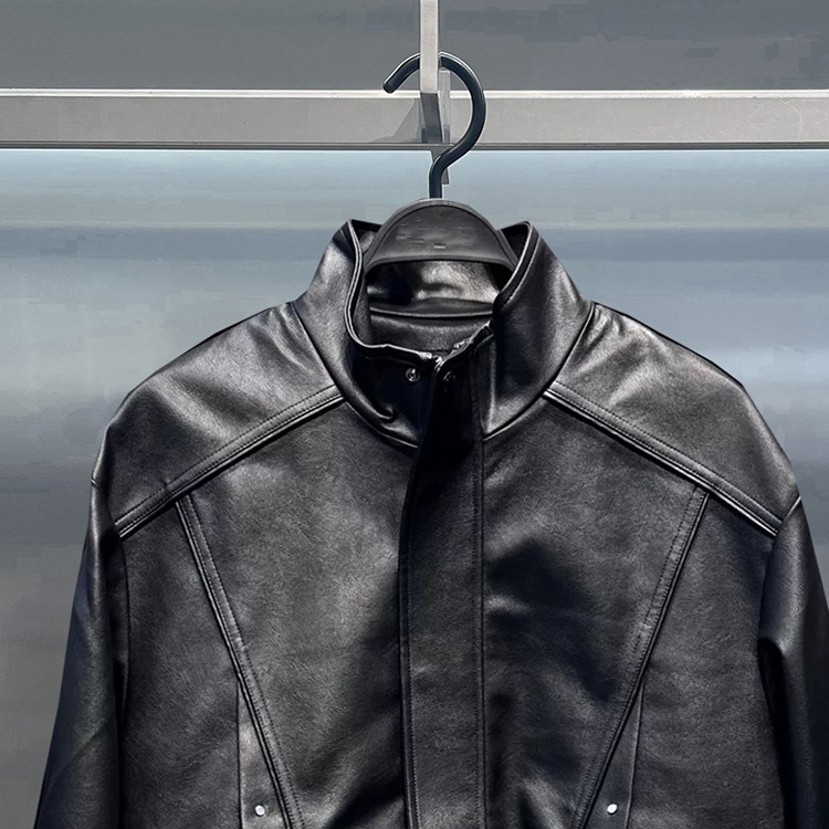 Izvorni dizajn, jesen 2025, retro PU jakna sa stojećim ovratnikom, crna, casual biker stil za muškarce