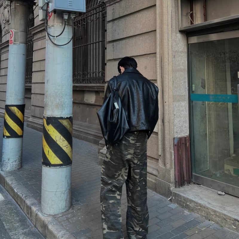 Мъжко PU кожено яке, къс модел, мотоциклетен стил, корейски дизайн, модерен и универсален с множество джобове