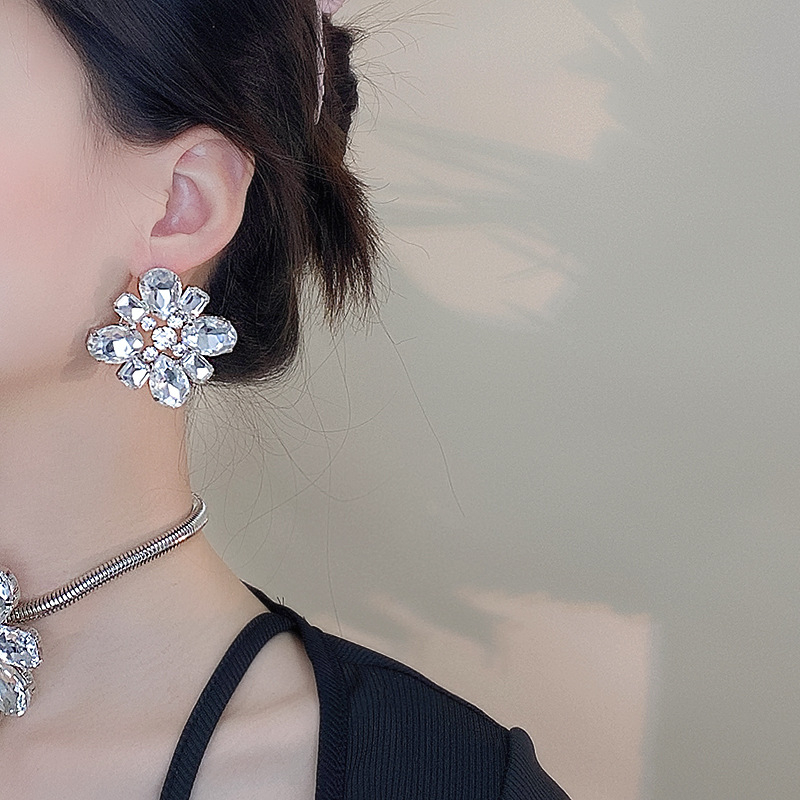 Set ogrlice i naušnica sa štrasom, veliki kristalni cvijet, elegantni nakit
