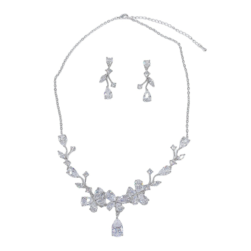 Set ogrlice i naušnica za nevjestu – leptir cirkon