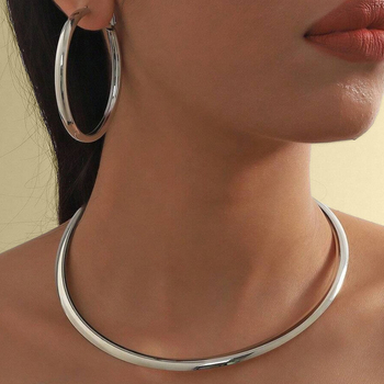 Ženski set metalnih nakita: minimalistički boemski stil, okrugla ogrlica i naušnice