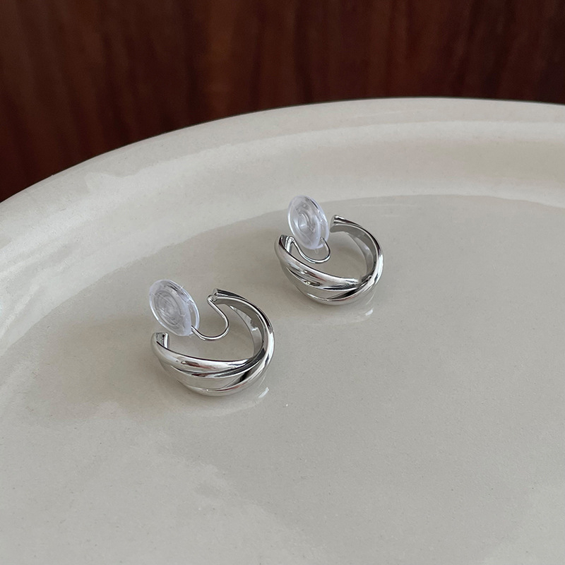 Clipsuri circulare pentru urechi, fără piercing, stil minimalist, aspect premium pentru femei
