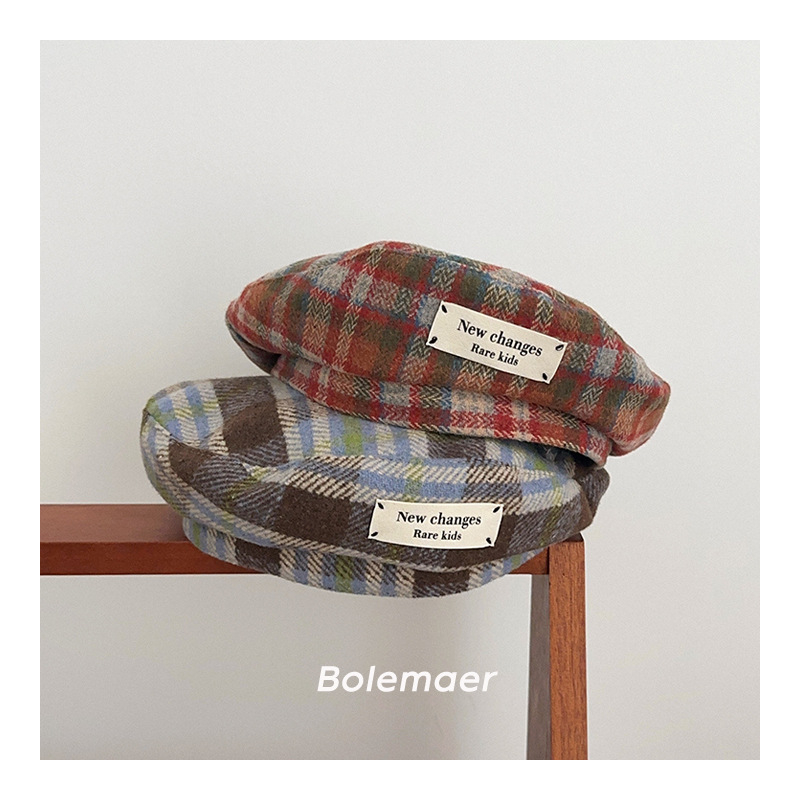 Beret u japanskom stilu s retro kariranim uzorkom za djecu, s izvezenim slovom, unisex zimska kapa