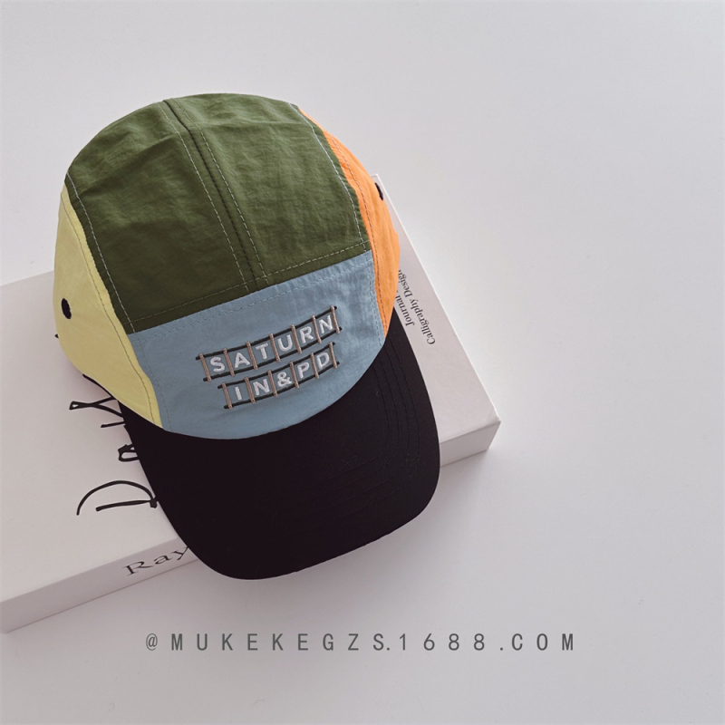 Jedinstvena dječja brzosušeća baseball kapa s blokiranjem bojama, retro dizajn color-block, kapa za zaštitu od sunca za dječake i djevojčice