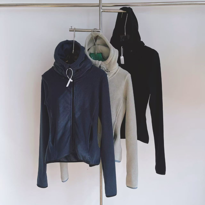 Ženska jakna od polar fleece s kapuljom, uski kroj, jesen i zima, pogodna za vožnju biciklom